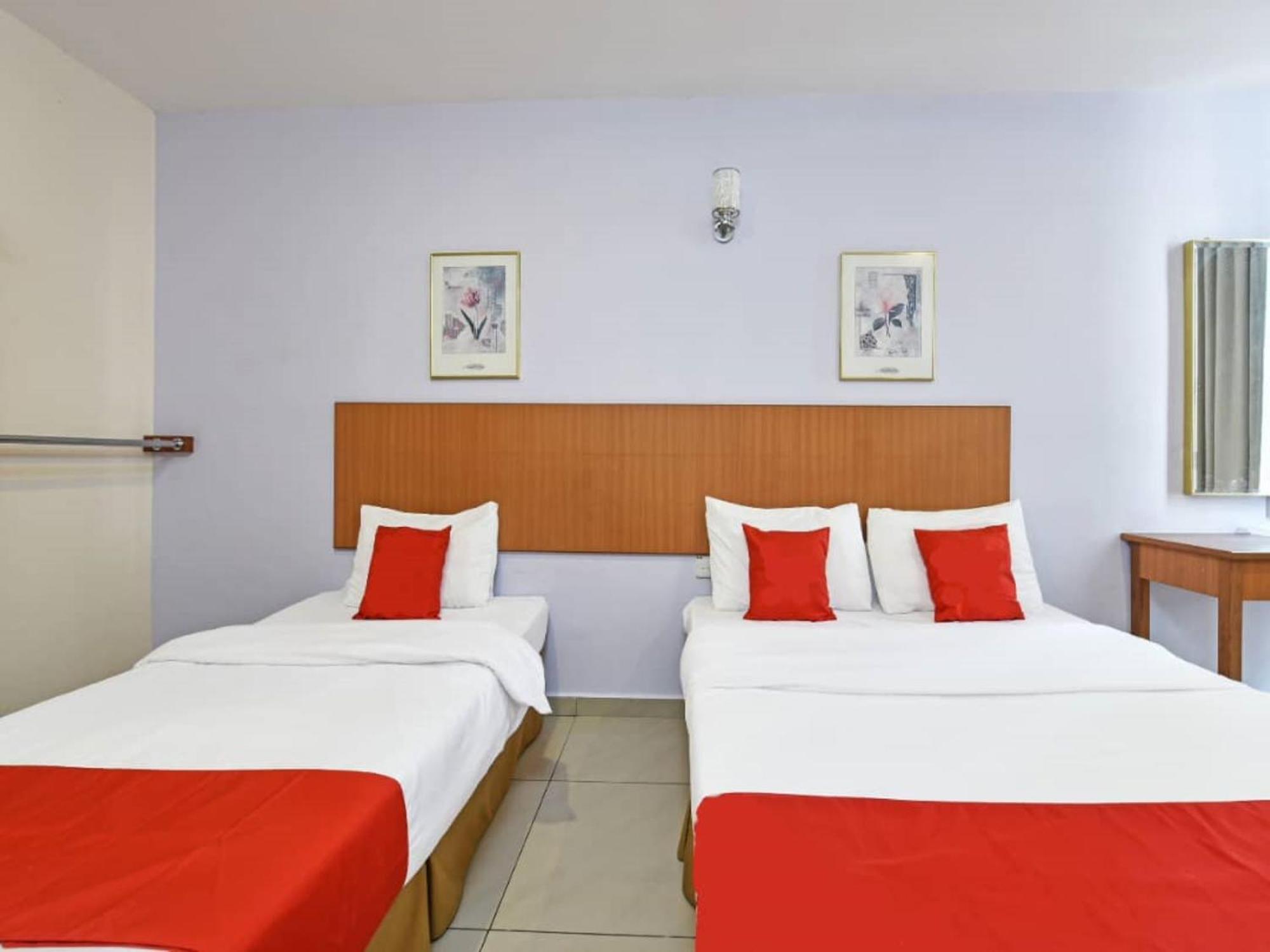 Mrc Hotel Melaka Raya Exterior foto