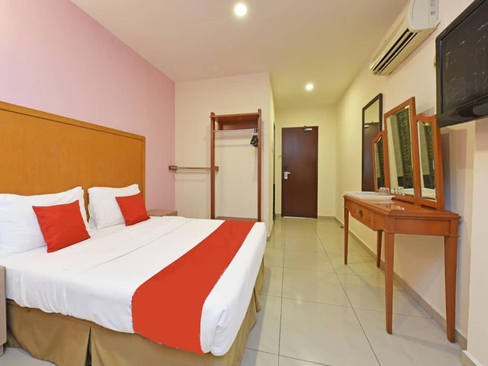 Mrc Hotel Melaka Raya Exterior foto